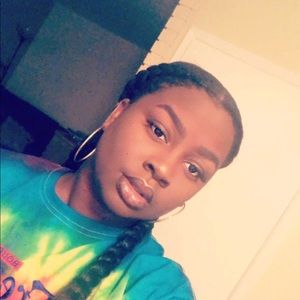 Meet your Posher, Morgann